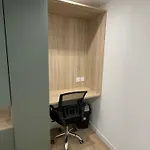 Independante Avec Salle De Bain Privative Dans Maison Renovee * 카르카손