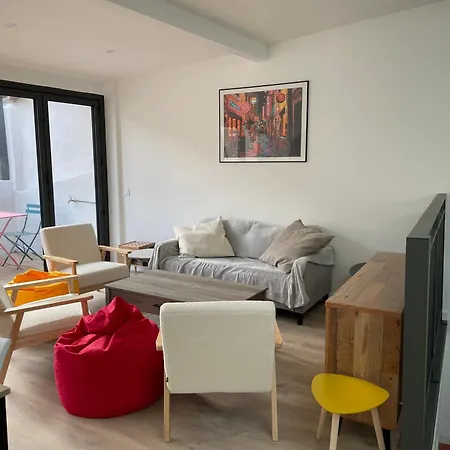 Indépendante Avec Salle De Bain Privative Dans Maison Rénovée Carcasona