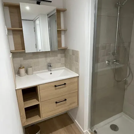 בית הארחה Independante Avec Salle De Bain Privative Dans Maison Renovee
