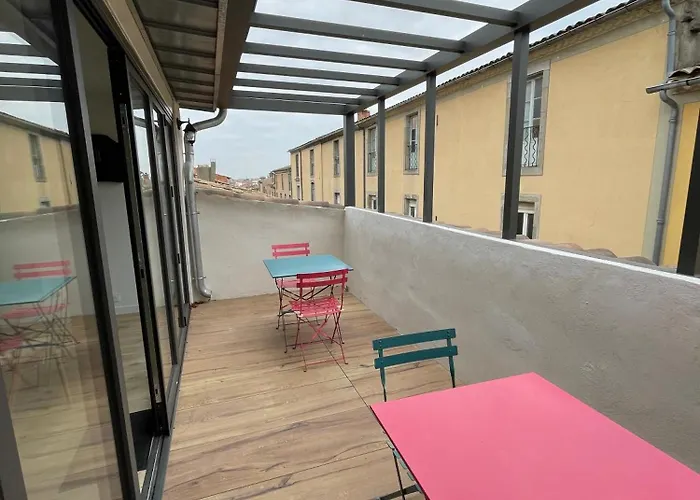 Indépendante Avec Salle De Bain Privative Dans Maison Rénovée Carcassonne